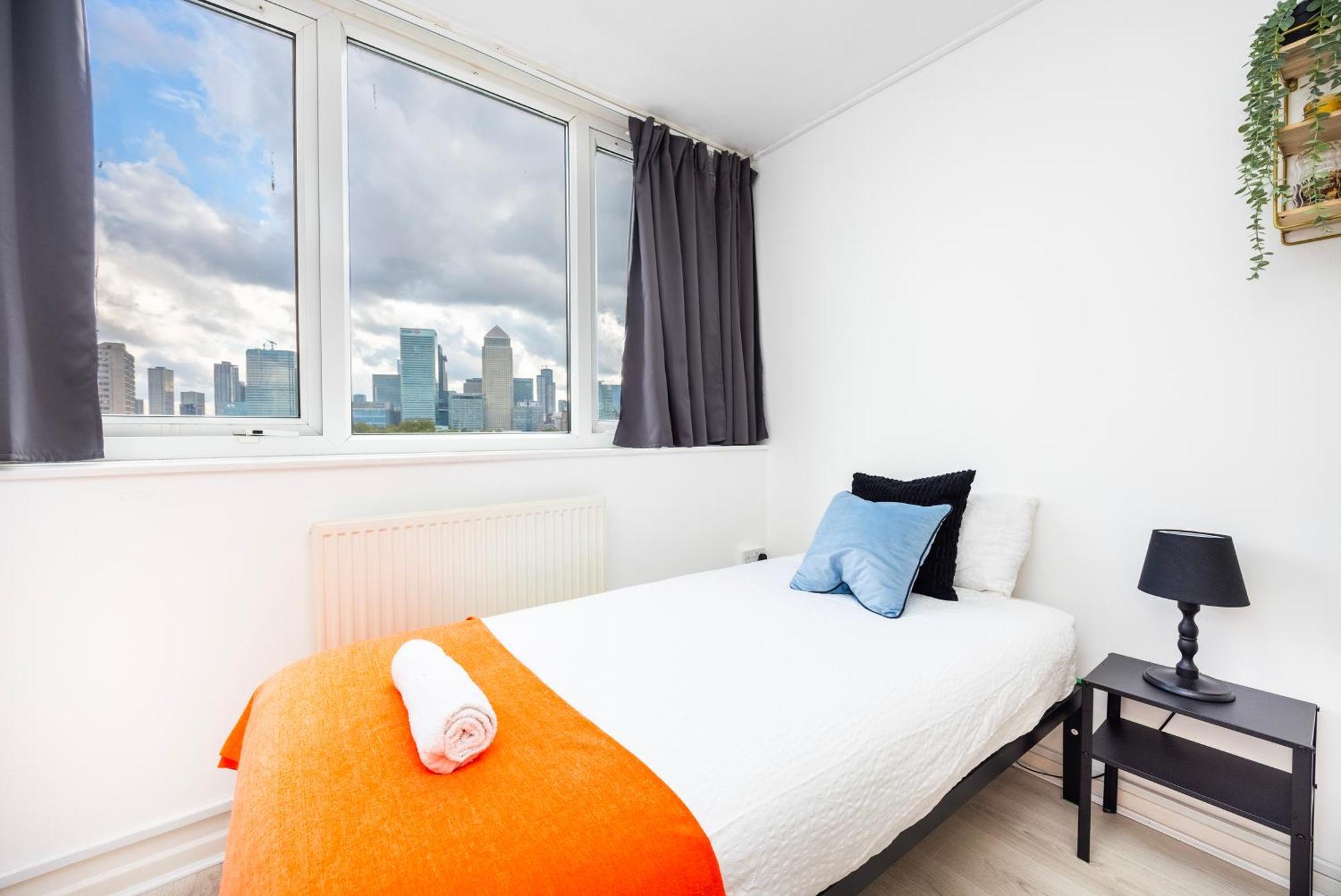 Business 2 Beds - Poplar - 2 Minutes From Station Londra