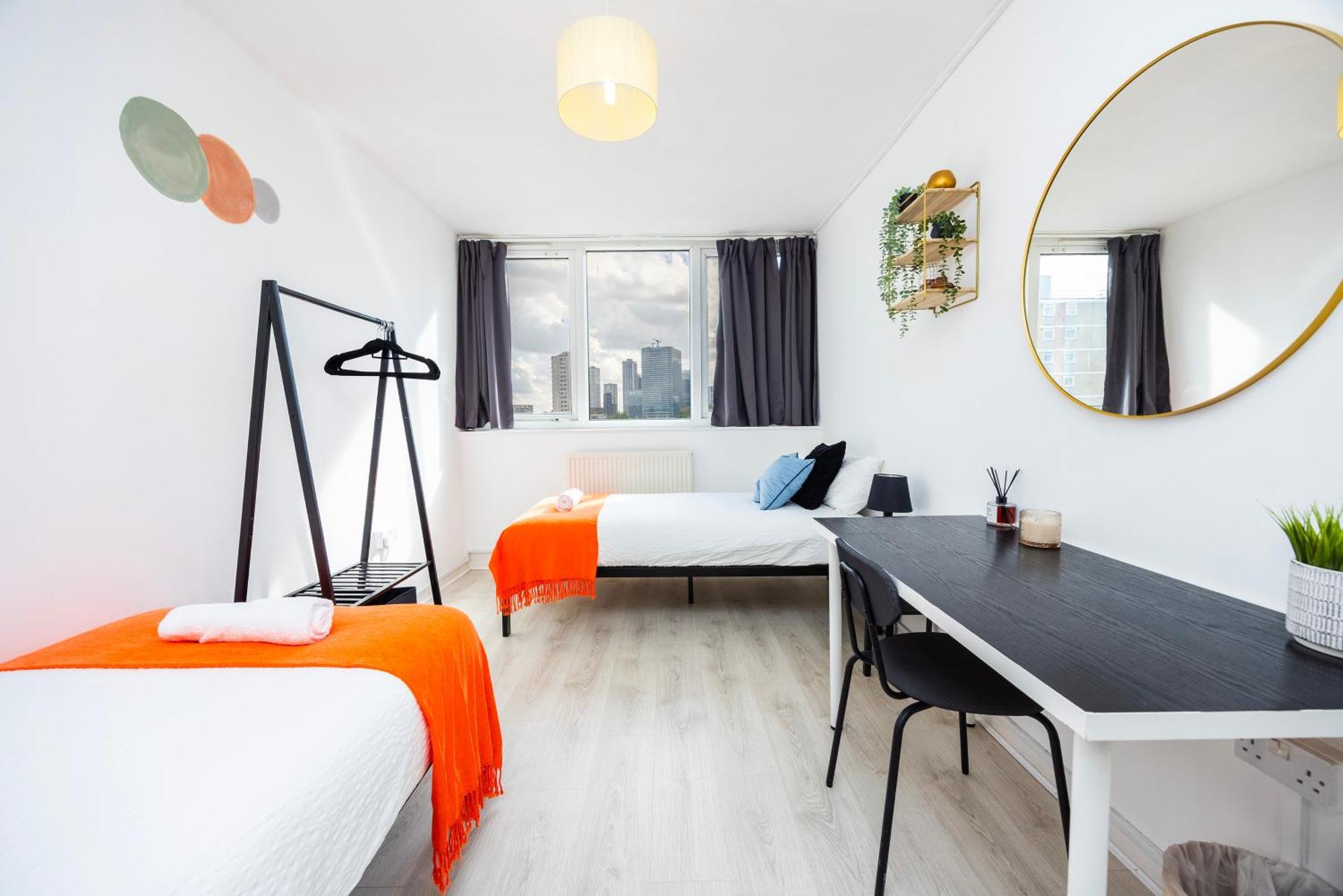 Appartamento Business 2 Beds - Poplar - 2 Minutes From Station *