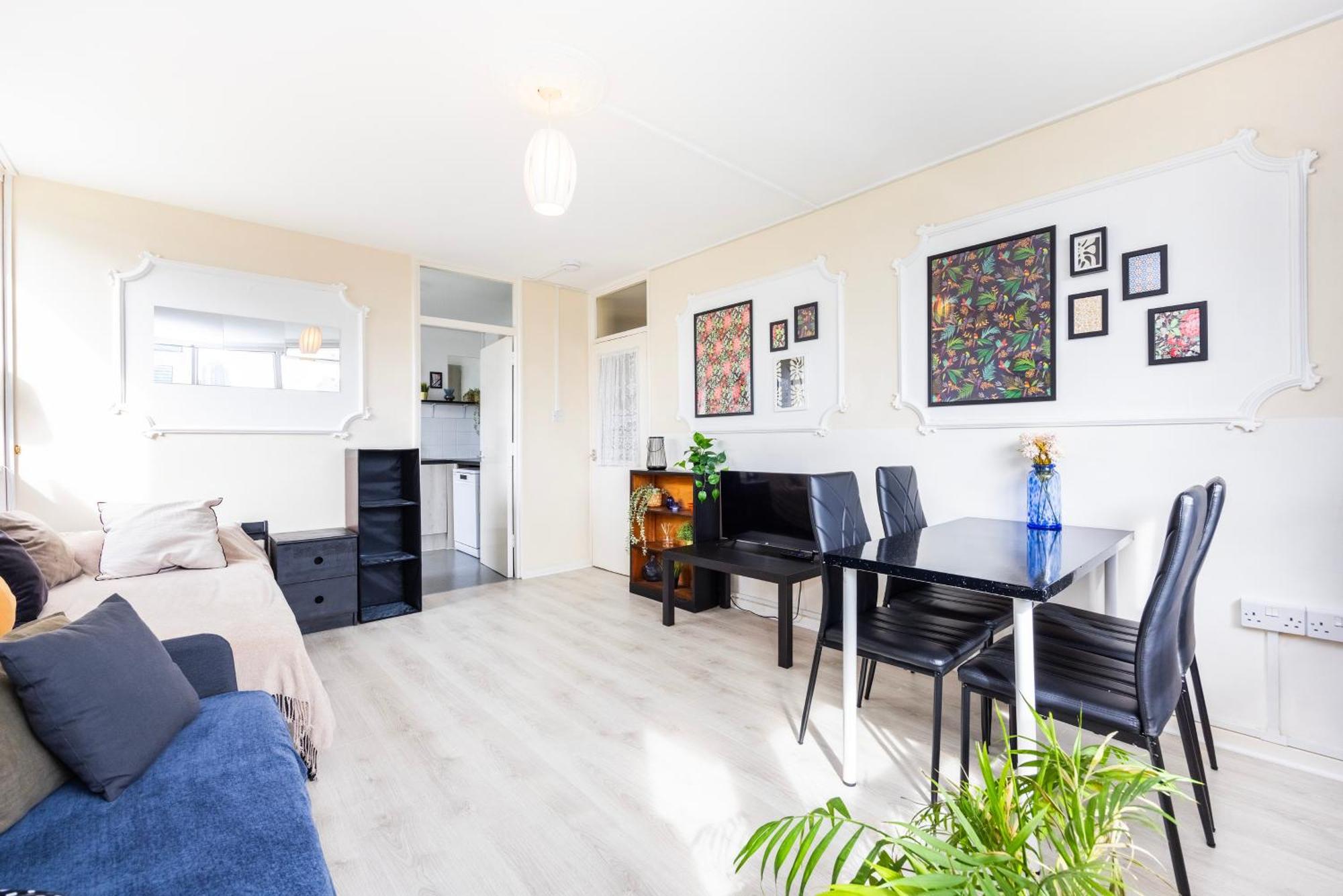 Business 2 Beds - Poplar - 2 Minutes From Station * Londra